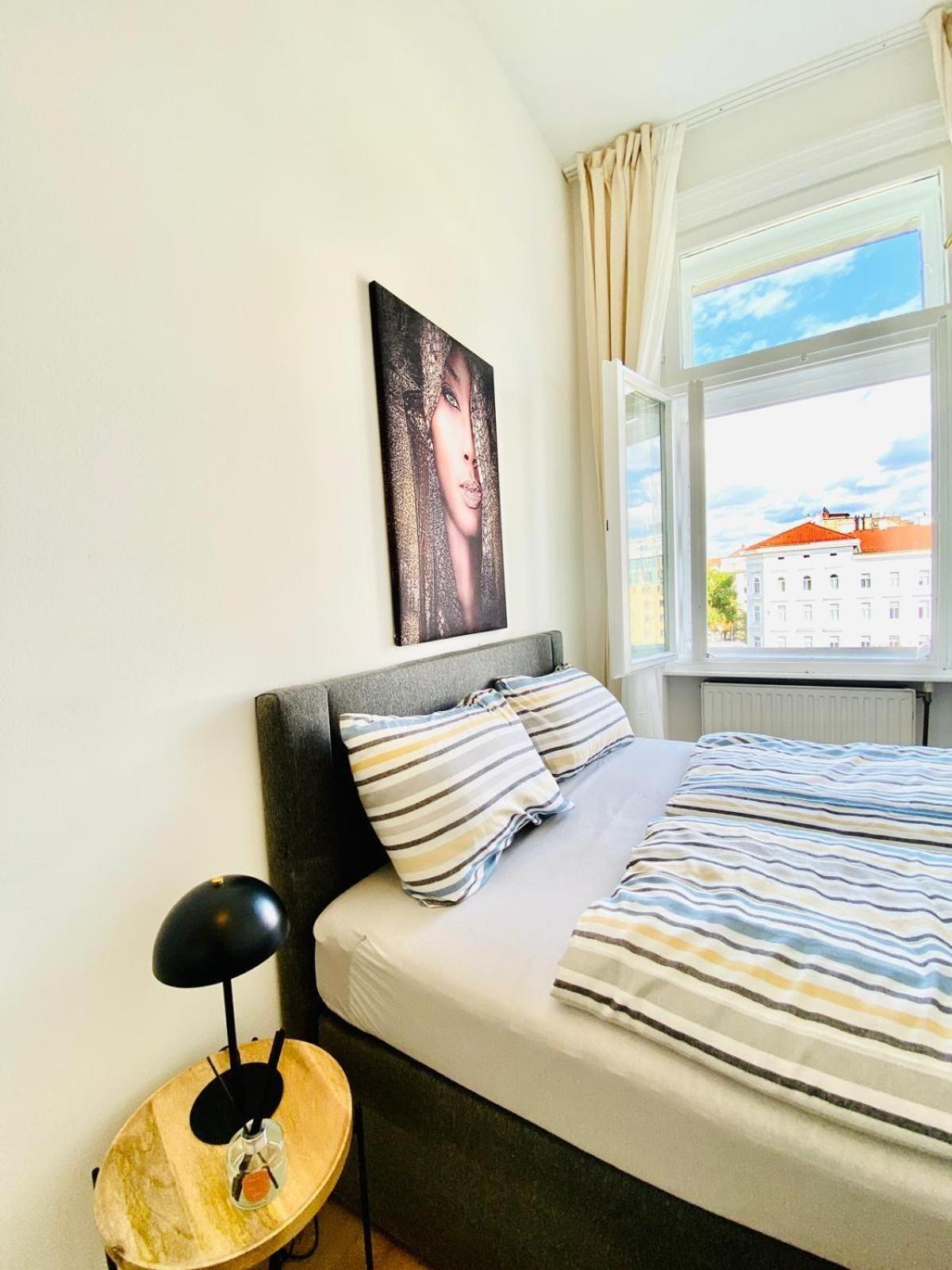 5br Shared Ideal For Groups 7 Min To Westbahnhof Appartement Vienne